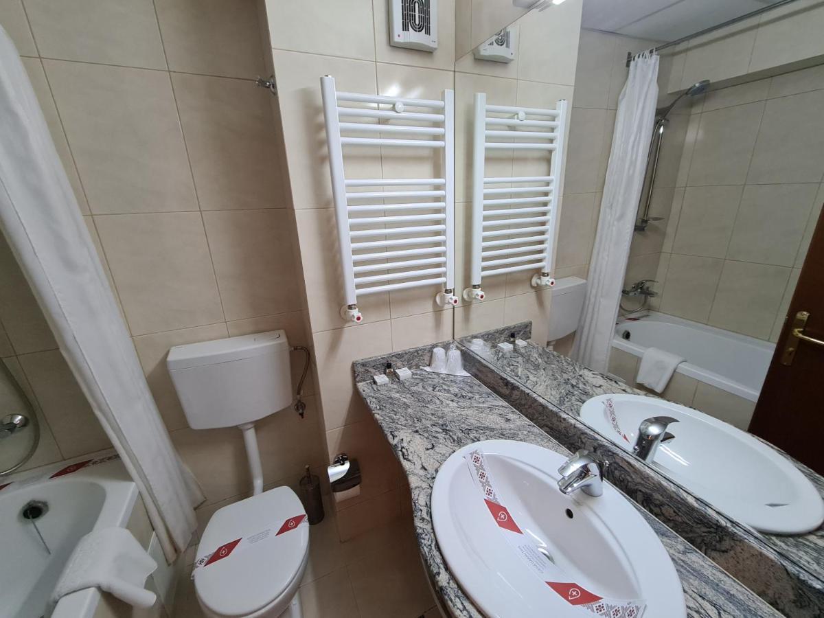 特瑞安酒店 布勒伊拉 外观 照片